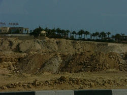 2009-04-SharmArea351